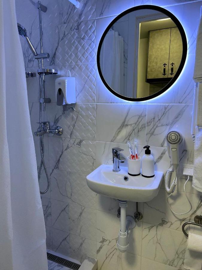 Myfreedom поруч із метро вокзальна Apartament Kijów